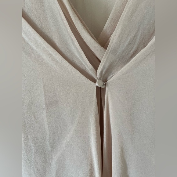 Alice + Olivia Ruffled Layered Lightweight Pink Plus 100 % Silk Blouse Size M - Picture 13 of 13